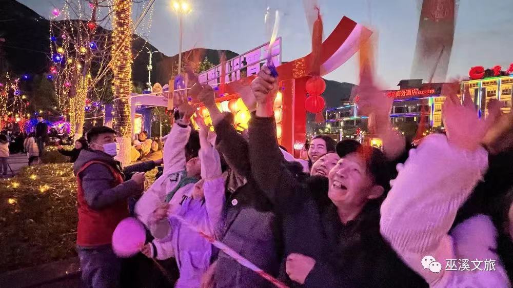 玩转灯谜￨元宵节千人打卡逍遥广场